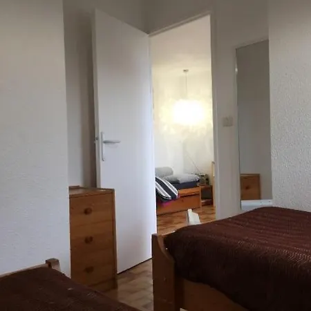 Two-bedroom In Residencewith Swimming Pool 178 Apartmán *